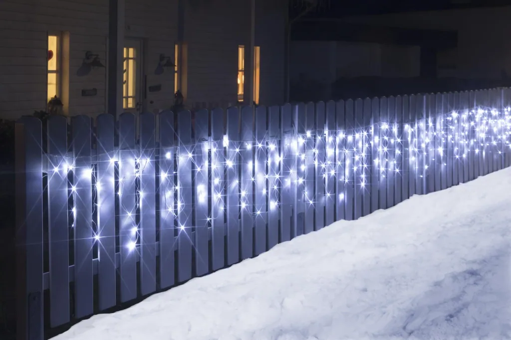 Icy rain light chain with 960 cold white LEDs - length 24 m