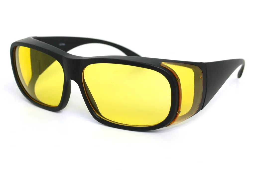 Men's over-the-counter night vision goggles