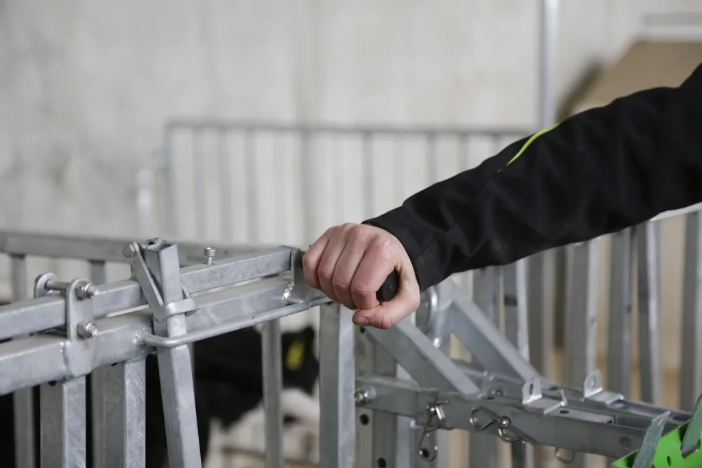 Fence section grid, short, for modular fence stabling