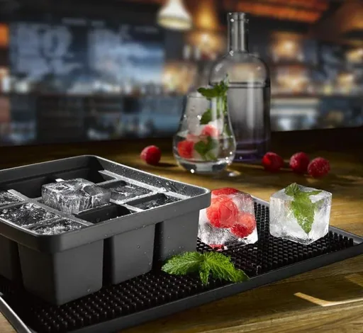 Ice cube tray including transparent lid, for 9 ice cubes, ice cube size 4 x 4 x 4 cm