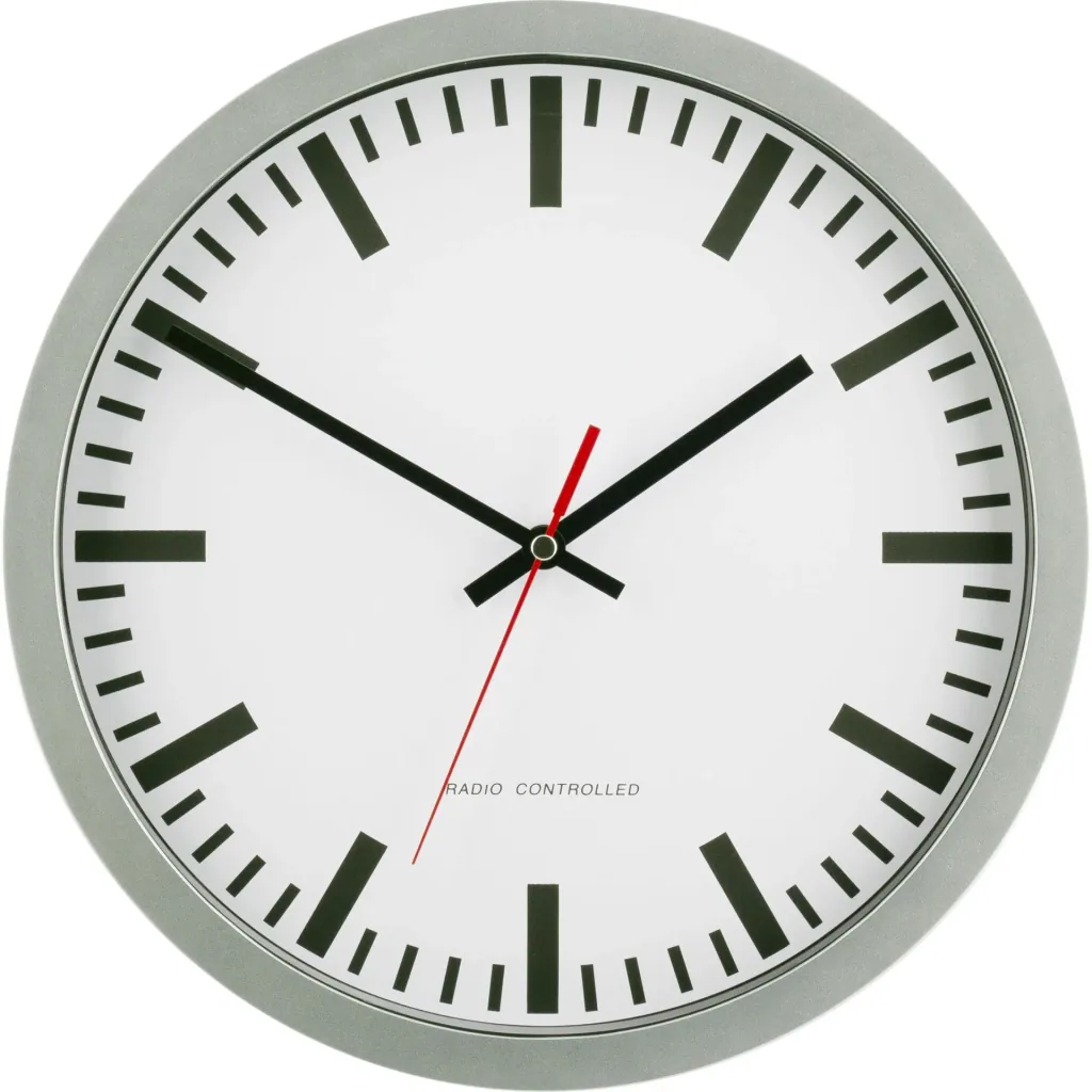 Radio-controlled wall clock 30 cm, silver