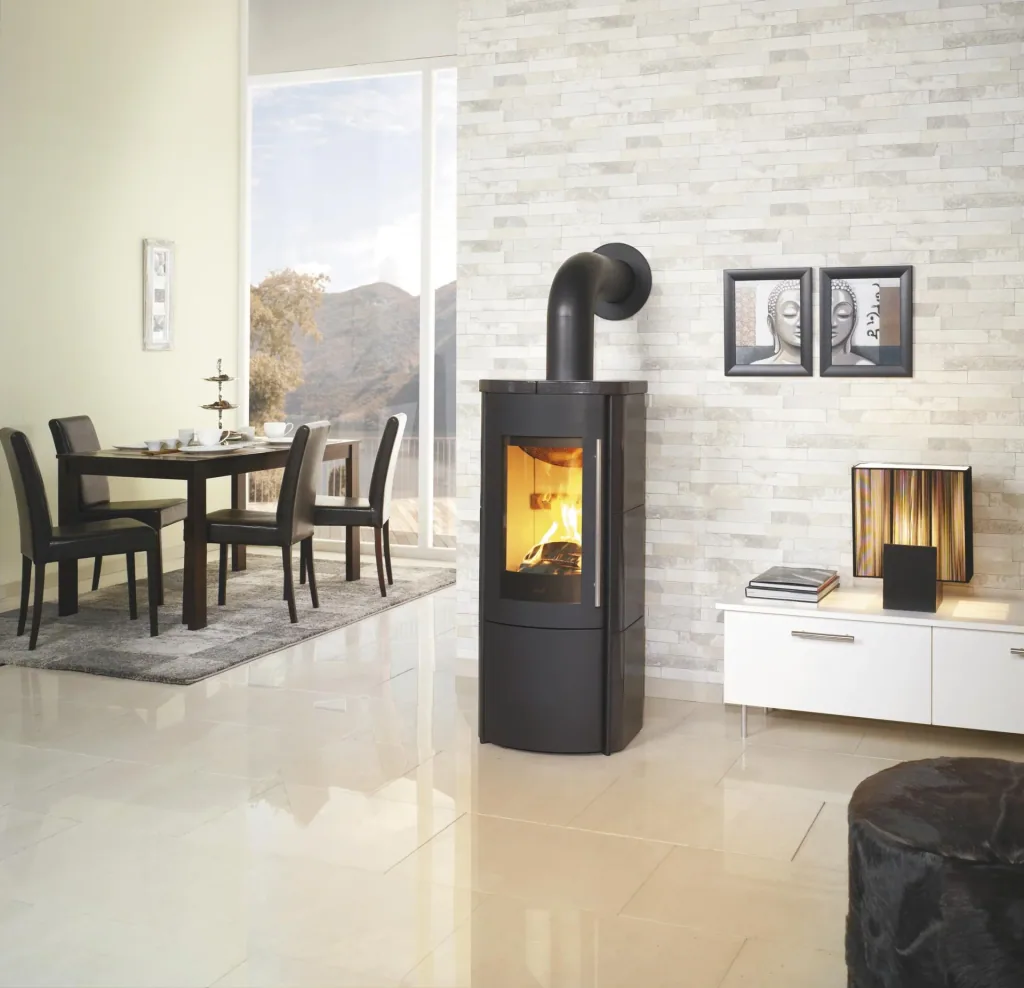 Wood-burning stove - Lova ECOplus RUA 6 kW - cream tiles