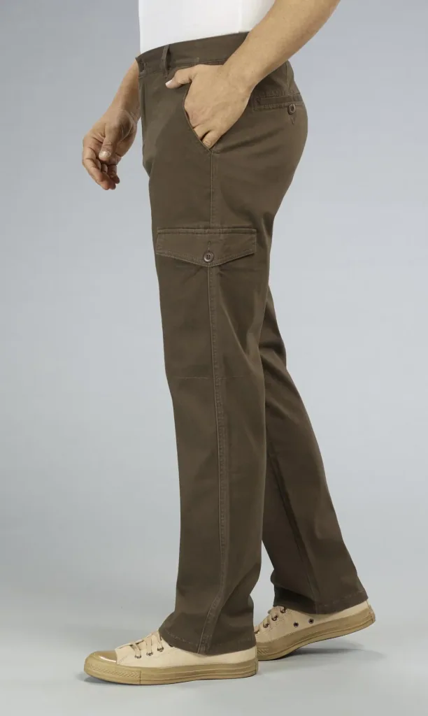 Cargo pants, color brown, size 48