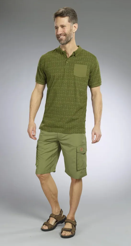 Shorts, Farbe oliv, Gr.M