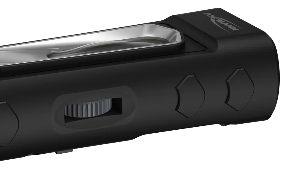 Rechargeable pocket-sized workshop light