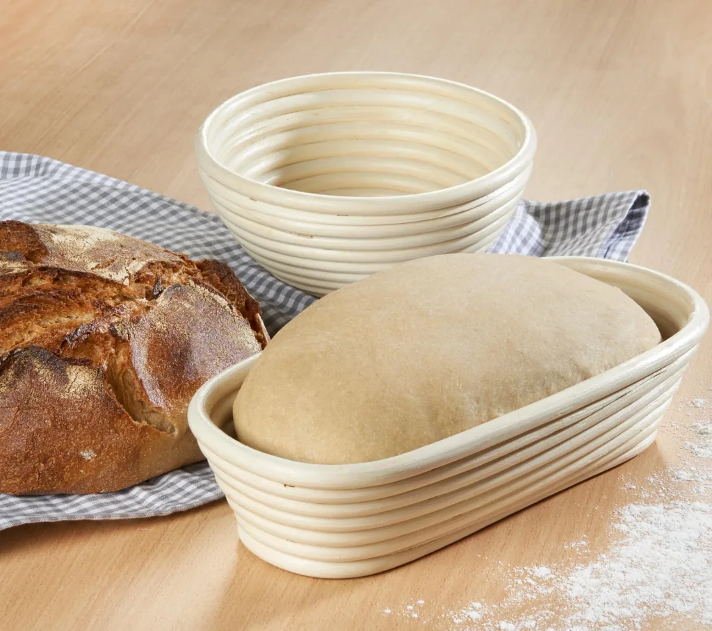 Round proving basket