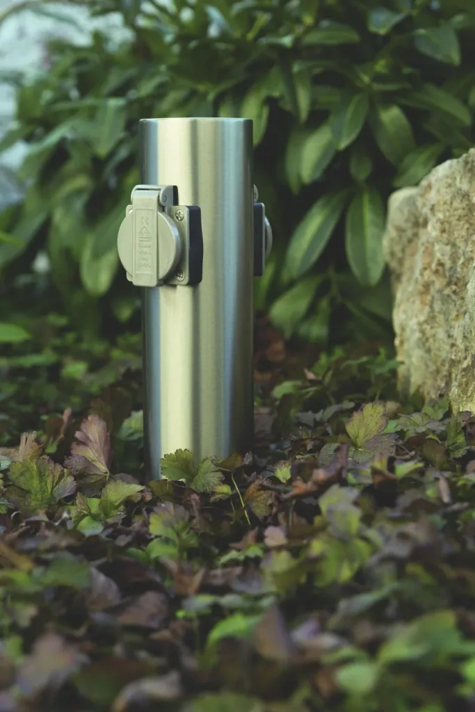 Stainless steel 2-way energy distributor