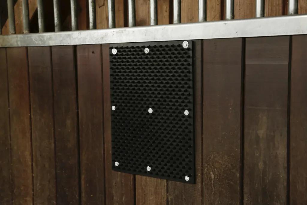 Scratching mat for column or wall mounting 60 x 40 cm