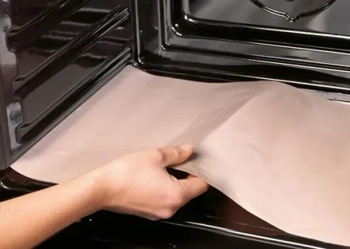 Oven protective mat, 33 x 45 cm