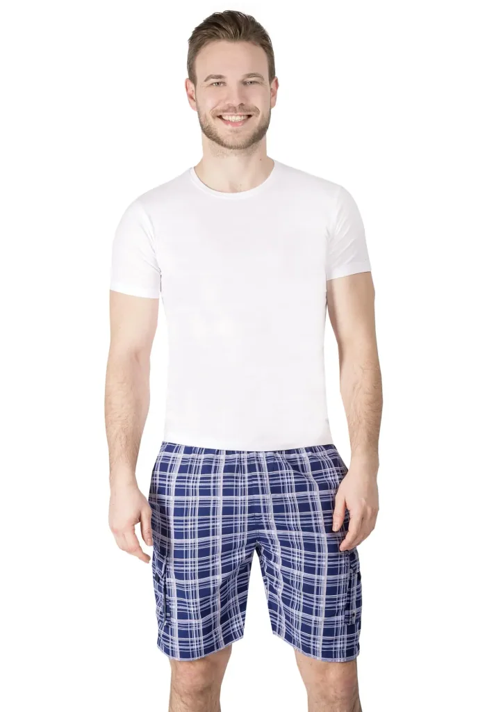 Shorts with cargo pocket, navy/checked, size M