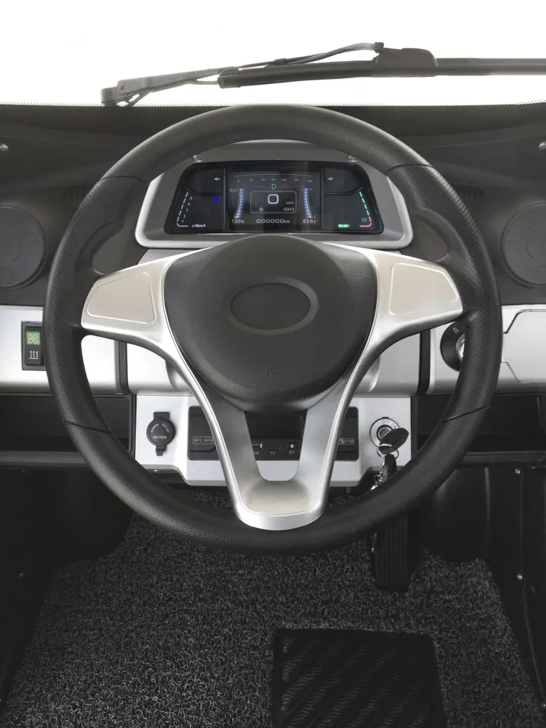 4-wheel electric cabin vehicle eLazzy Premium 45 km/h terraplatinum, with free on-site instruction