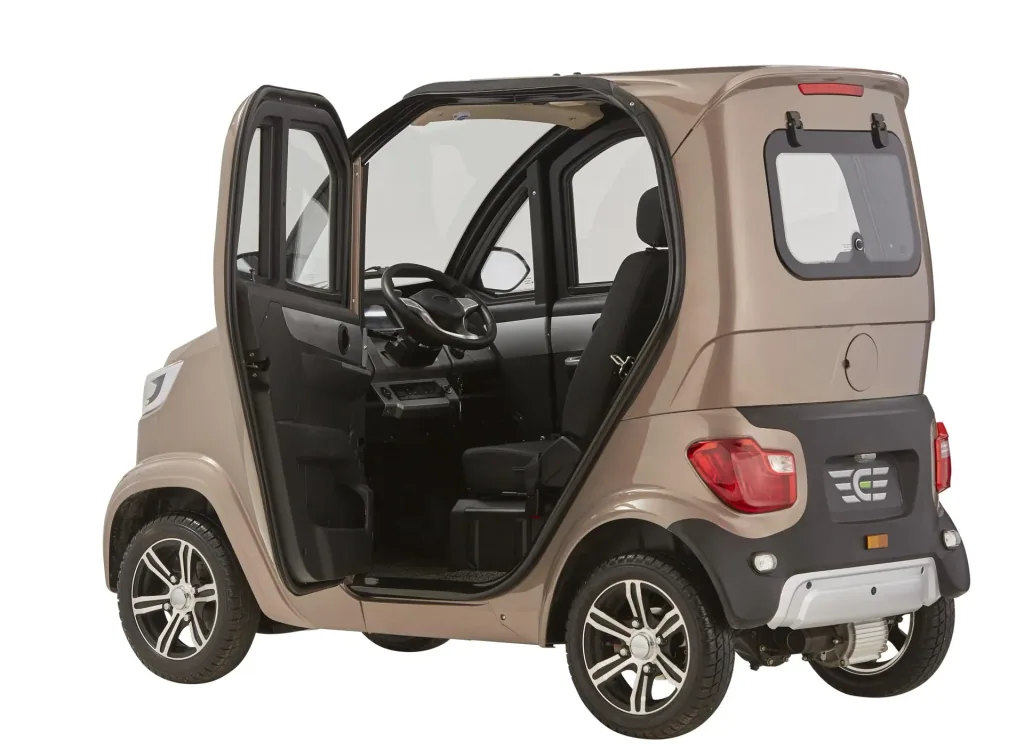 4-wheel electric cabin vehicle eLazzy Premium 45 km/h terraplatinum, with free on-site instruction