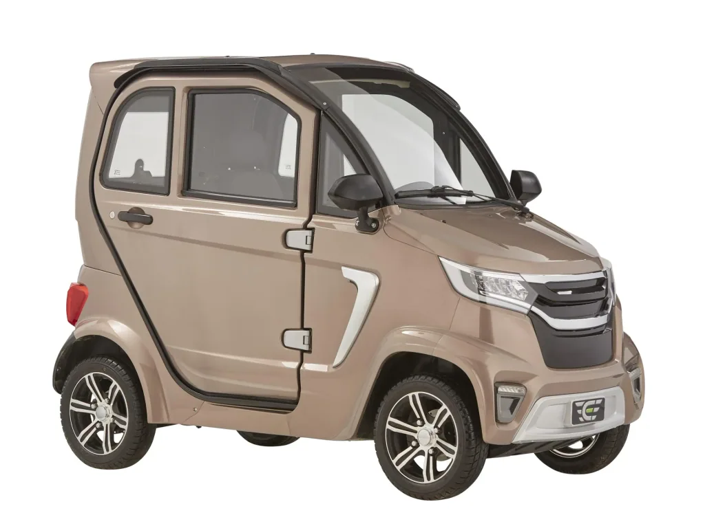4-wheel electric cabin vehicle eLazzy Premium 45 km/h terraplatinum, with free on-site instruction