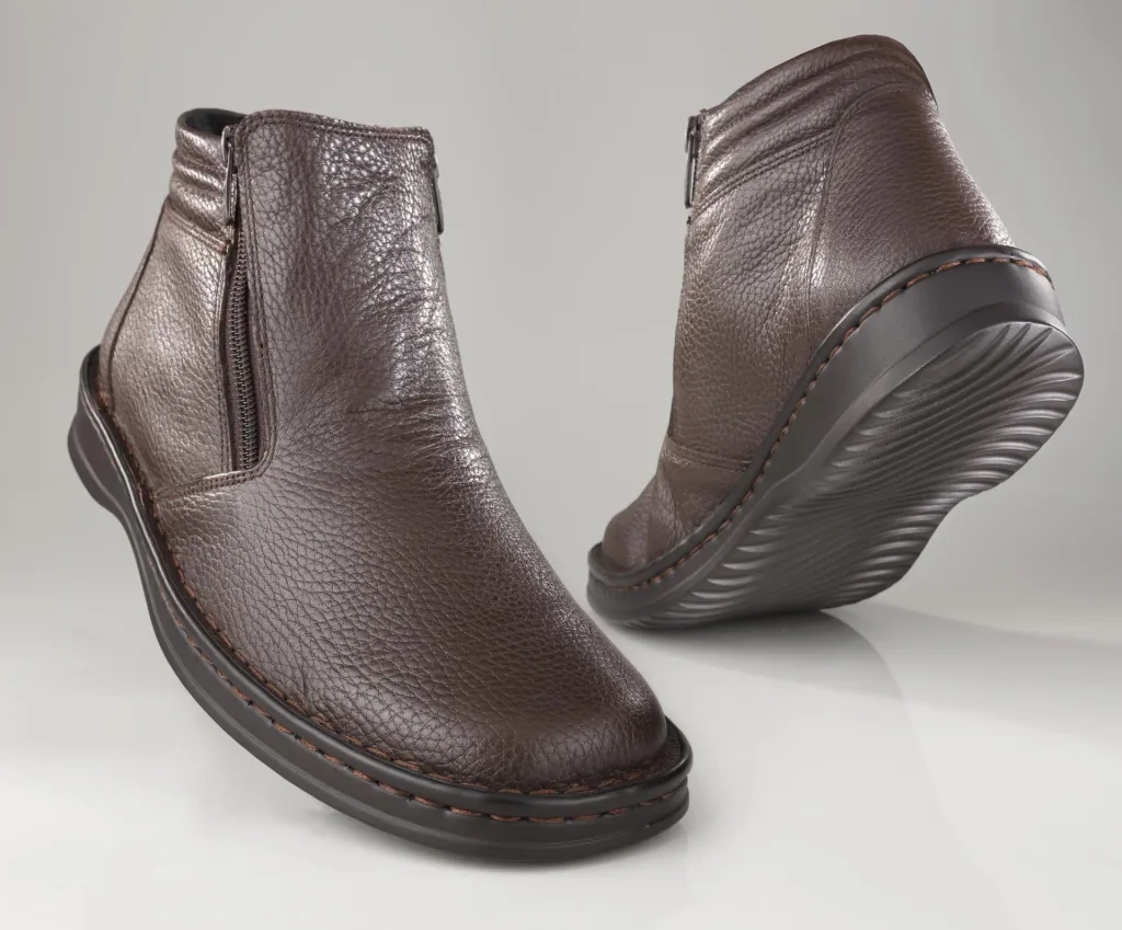 Ankle boots with zipper, color brown, size 40