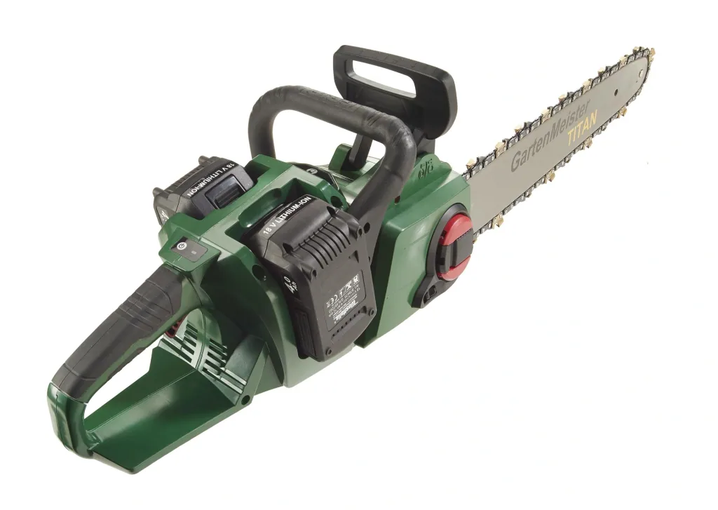 Set accukettingzaag + 2 x 4 Ah accu's + dubbele snellader