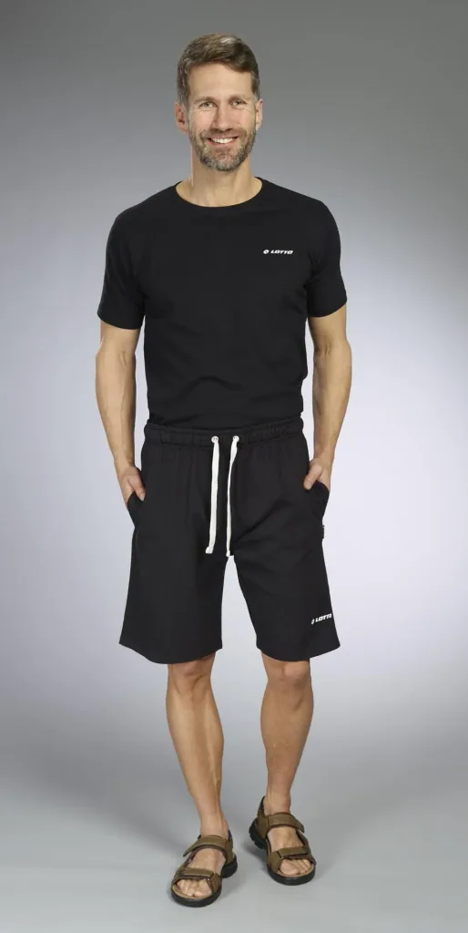 Shorts, color black, size M