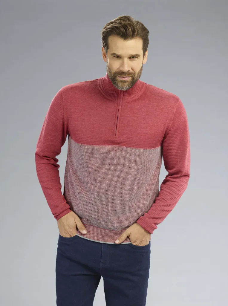 Sweater with zipper, color red, size M