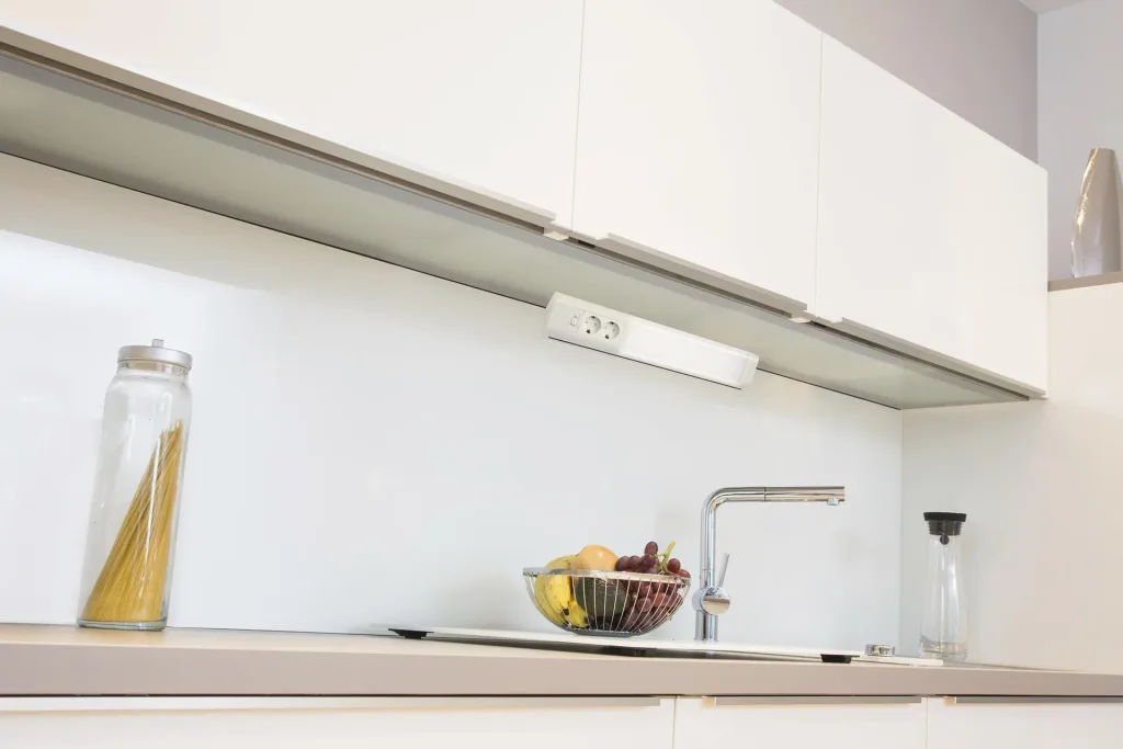 LED under-cabinet light in white with 2 sockets, 501mm