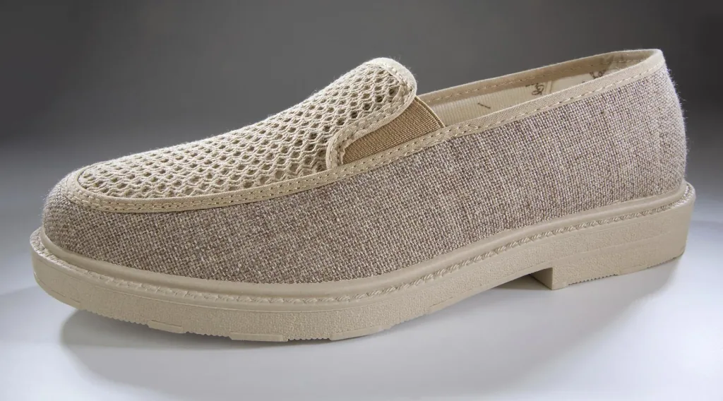 Climate slippers, color natural, size 39