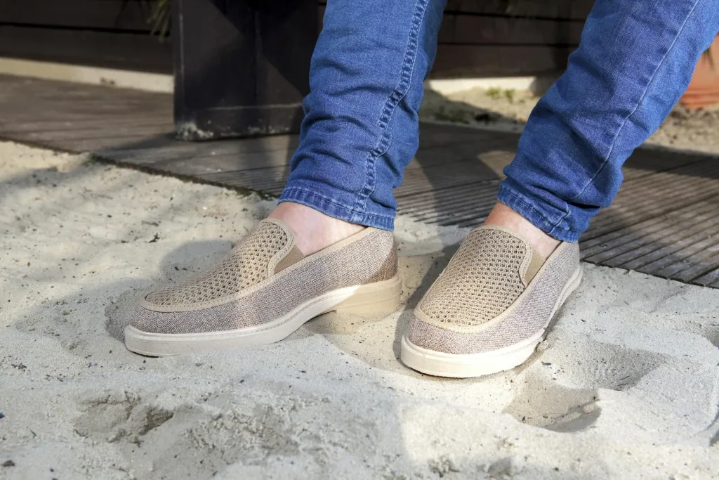 Climate slippers, color natural, size 39