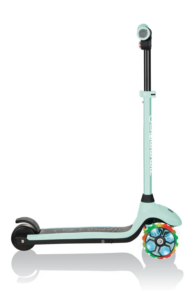 ONE K E-MOTION 4 PLUS e-scooter, lithium battery, 80 W motor, 125/90 mm, 3-wheeled, LED wheels, mint