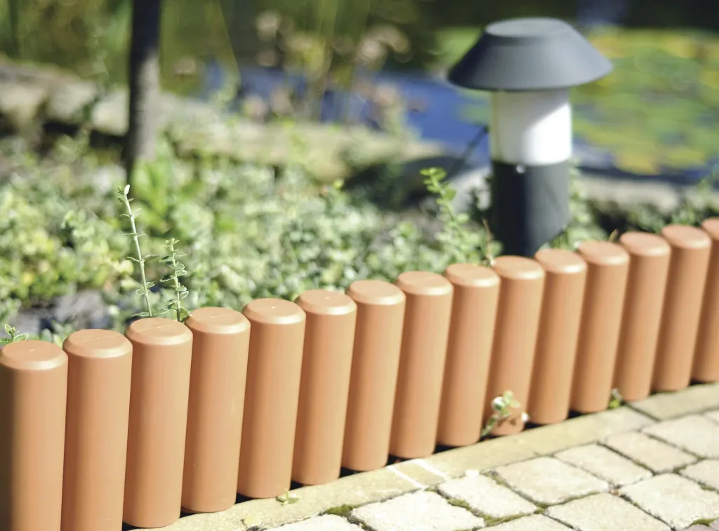 Bed edging PALISADE, terracotta - 10 pieces - 2.7 m