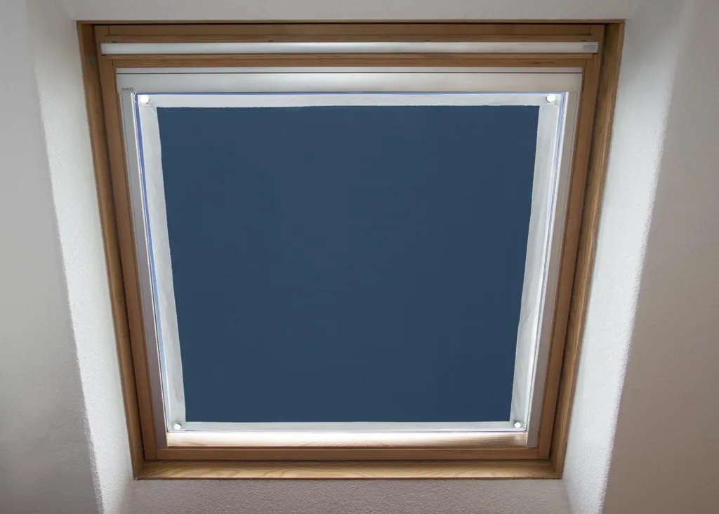Heat and cold privacy screen for windows, with suction cups, 94 x 114 cm