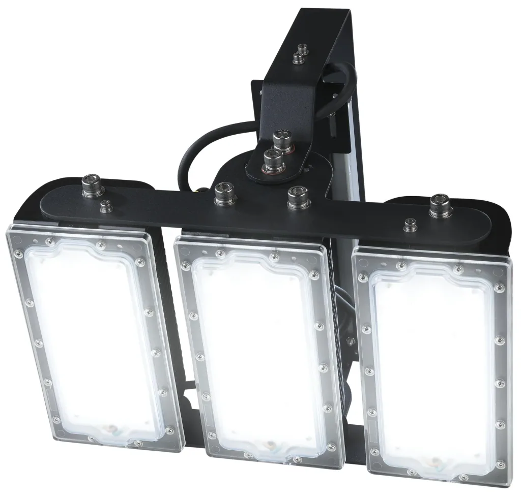 150 W Multi LED stable light, 3 modules 19,500 lumens, IP65 / D-mark