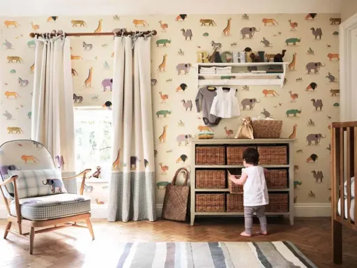 Little Sanderson Abracazoo behang safari dieren lichtblauw