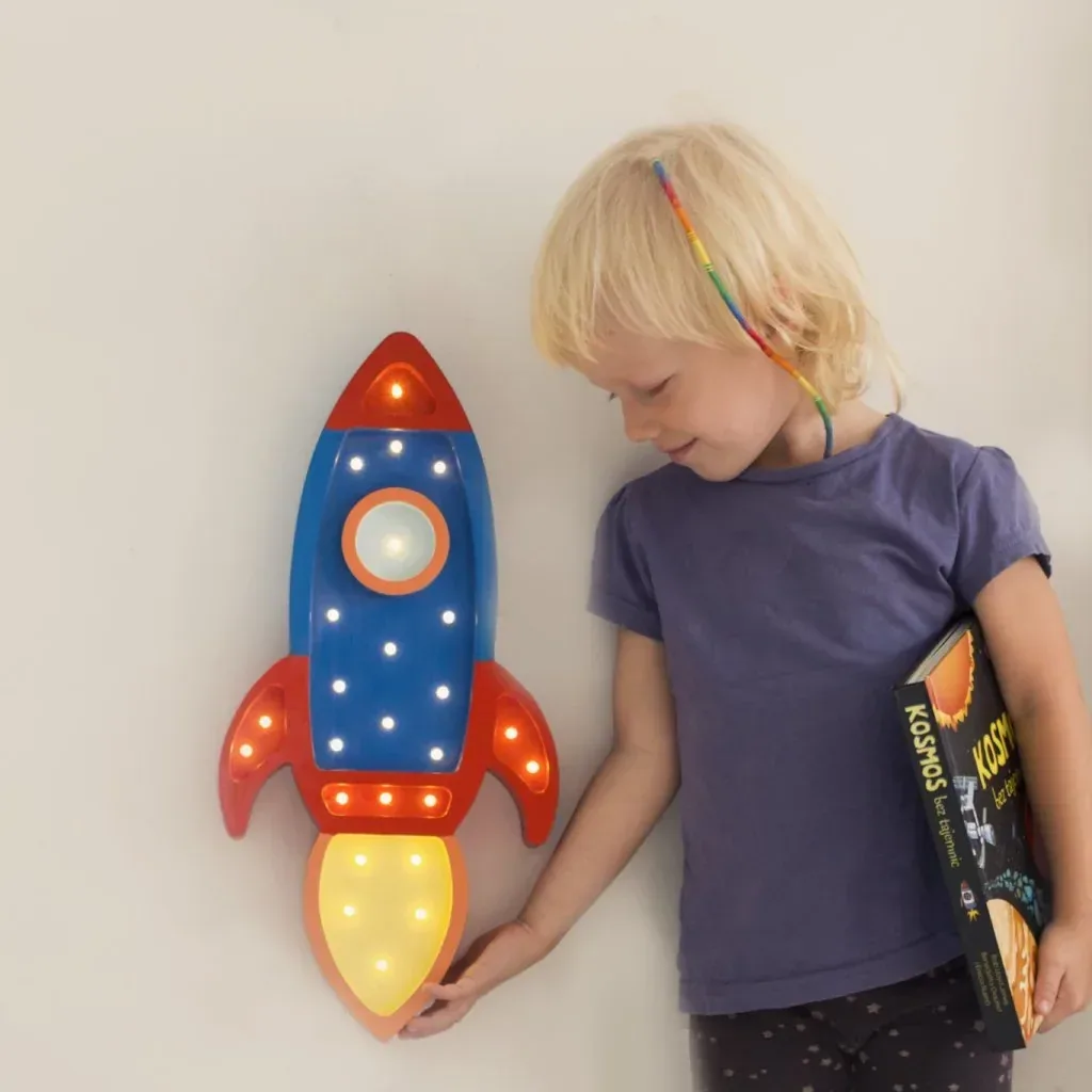 Little Lights nachtlampje voor kinderen, nachtlampje Ruimteschip – 100% natuurlijk grenen, kleur: marineblauw/rood