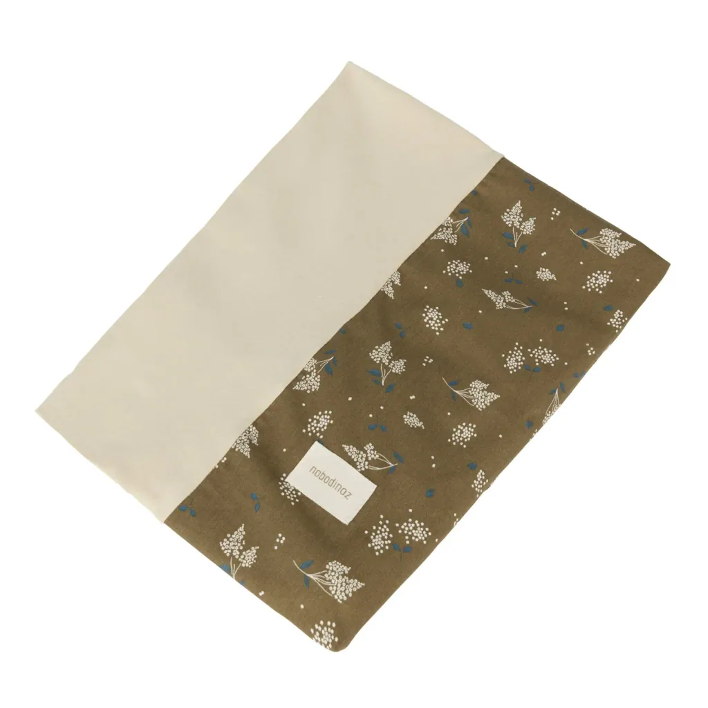 Nobodinoz STORIES hoes voor aankleedkussen, 50 x 70 cm, kleur: Braunflieder