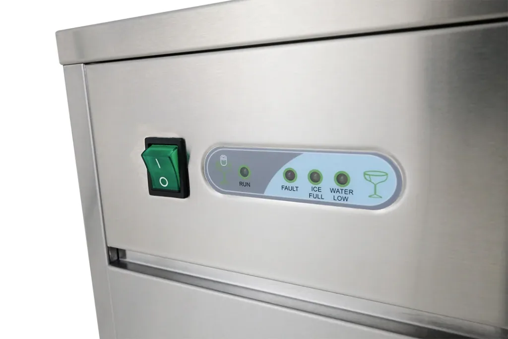 Saro IJsblokjesmachine - EB 40, met digitale bediening (40 kg/24 uur)