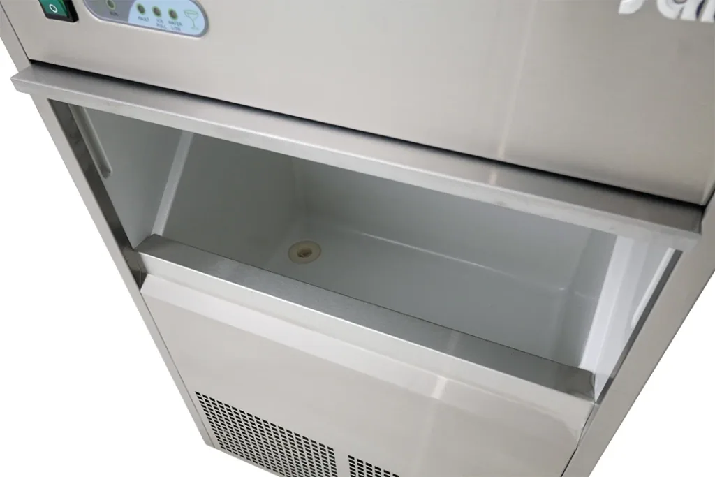 Saro IJsblokjesmachine - EB 40, met digitale bediening (40 kg/24 uur)