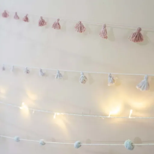 Lorena Canals slinger kwastjes vintage roze