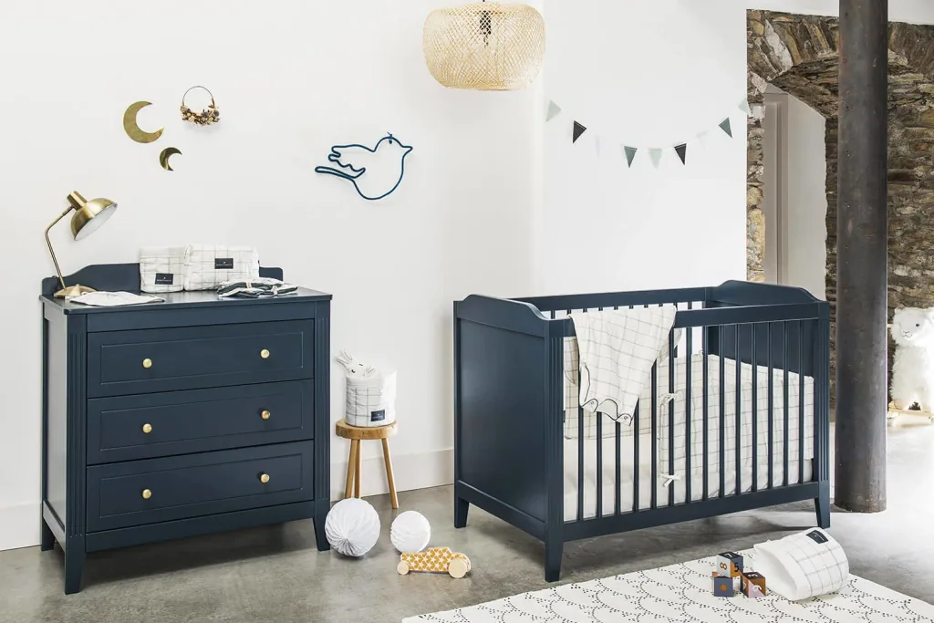 Maison Charlotte cabrio babybed Opera 70 x 140 cm donkerblauw