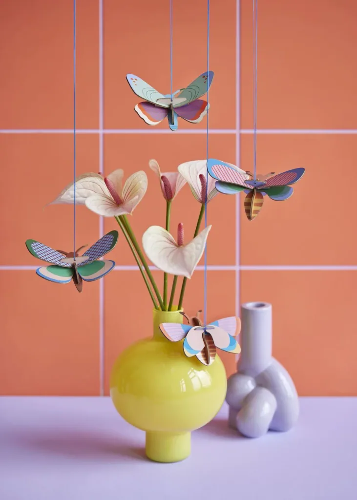 Studio ROOF Ornament, knutselpakket, 3D wandobject - Hommel