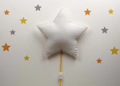 Buokids zacht lampje nachtlampje/wandlampje ster, Kleur van de naad: geel; Versie: wandlamp