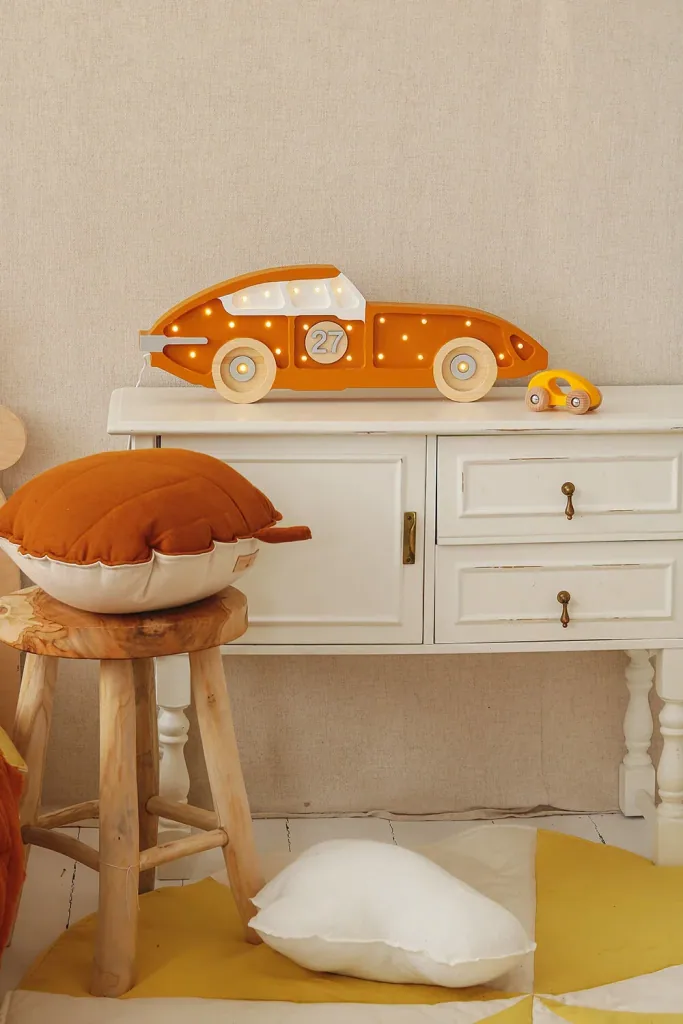 little lights Led deco kinderlamp raceauto mosterdgeel
