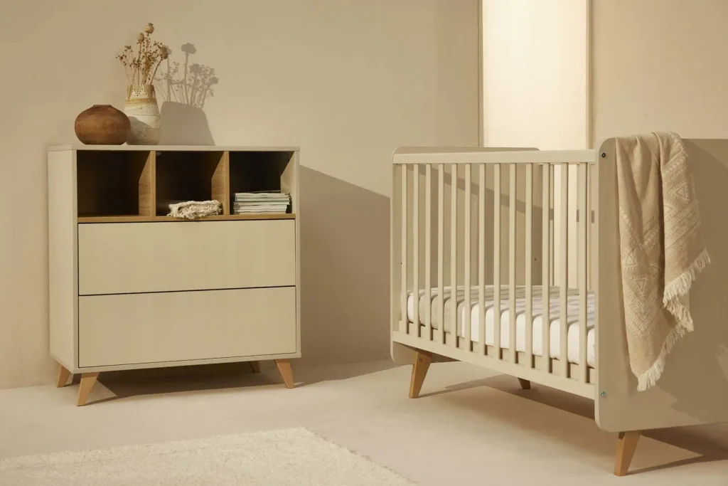 Quax Loft 3-deurs kledingkast klei