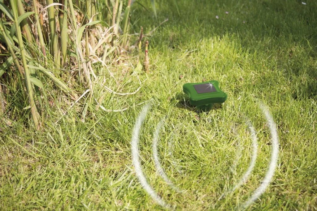 Zonne-energie mollenverjager van aluminium, 1 stuk