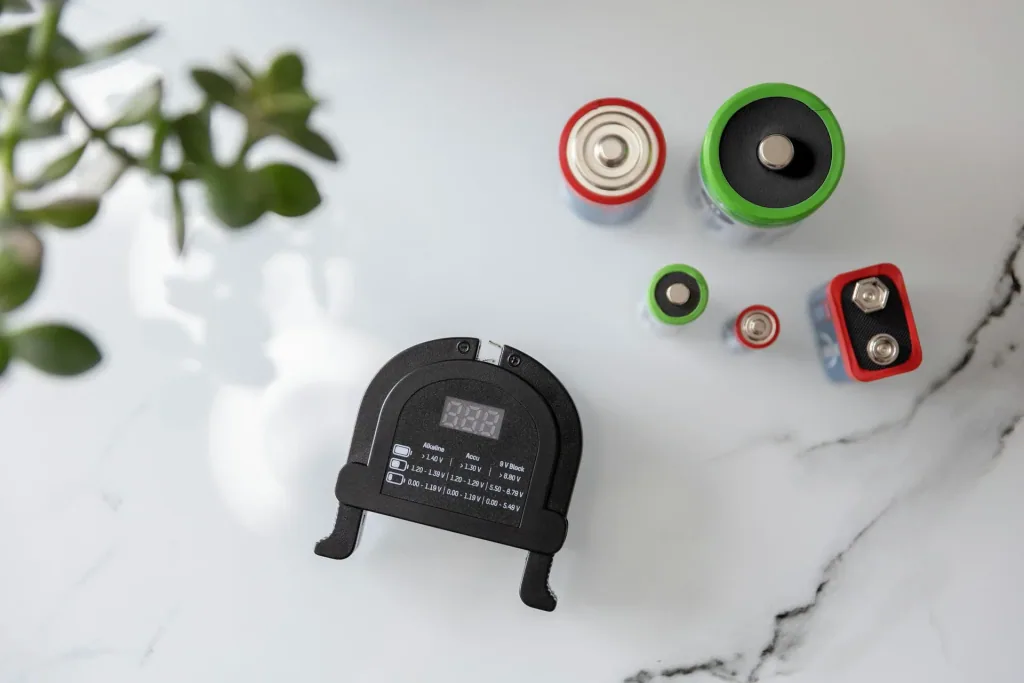 Universele accu- en batterijtester