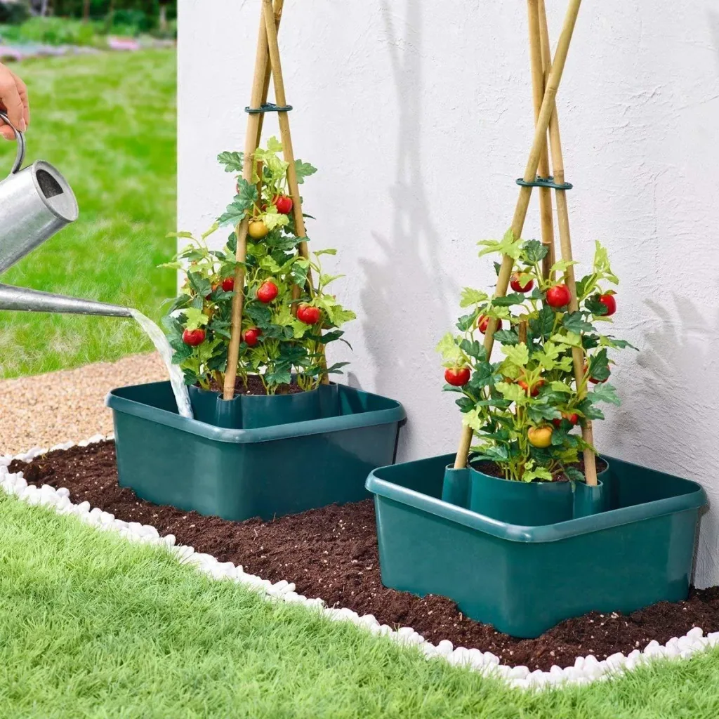 Plantenbak met waterreservoir