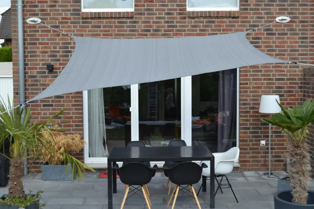 Vierkant zonnescherm HDPE grijs 250 x 300 cm