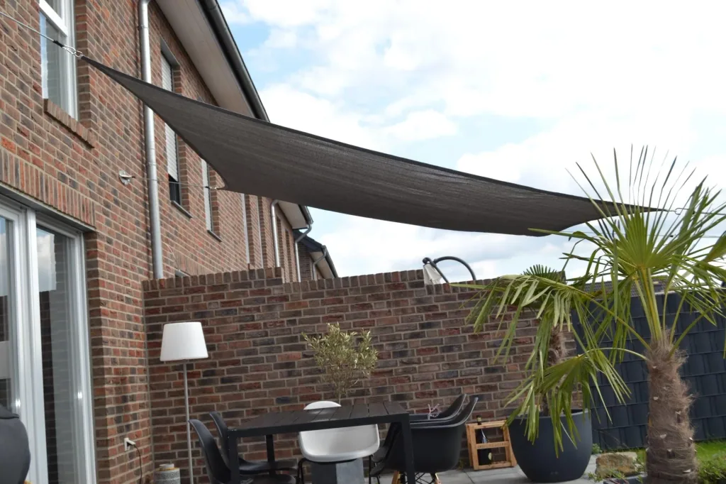 Vierkant zonnescherm HDPE grijs 250 x 300 cm