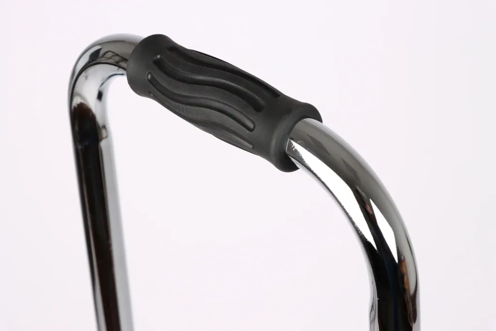 Step with height-adjustable handle, chrome, 88 - 108 cm