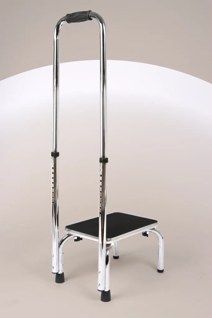 Step with height-adjustable handle, chrome, 88 - 108 cm