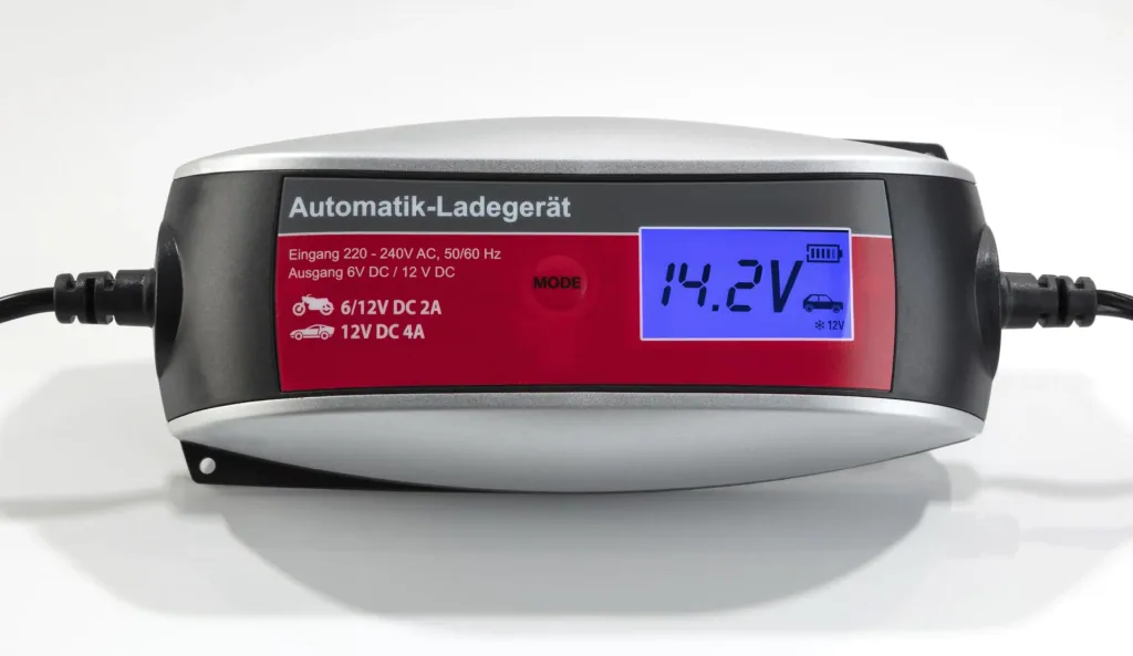 LCD-lader Smart 6/12 Volt