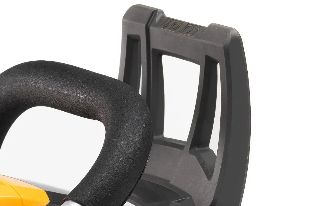 Gasoline chainsaw CS 750 - 18"