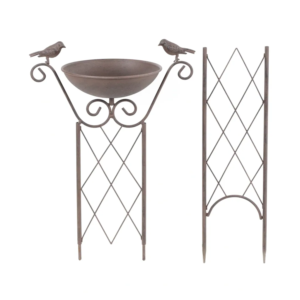 Birdbath with trellis