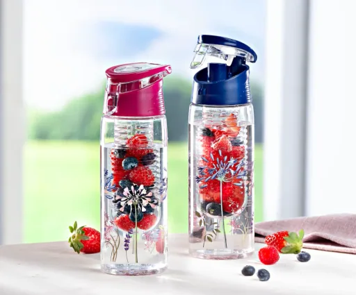 Drinkfles met fruitinzet (kleur: blauw)